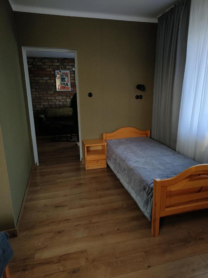 Pokoje Goscinne U Broni Mielno  Exteriör bild